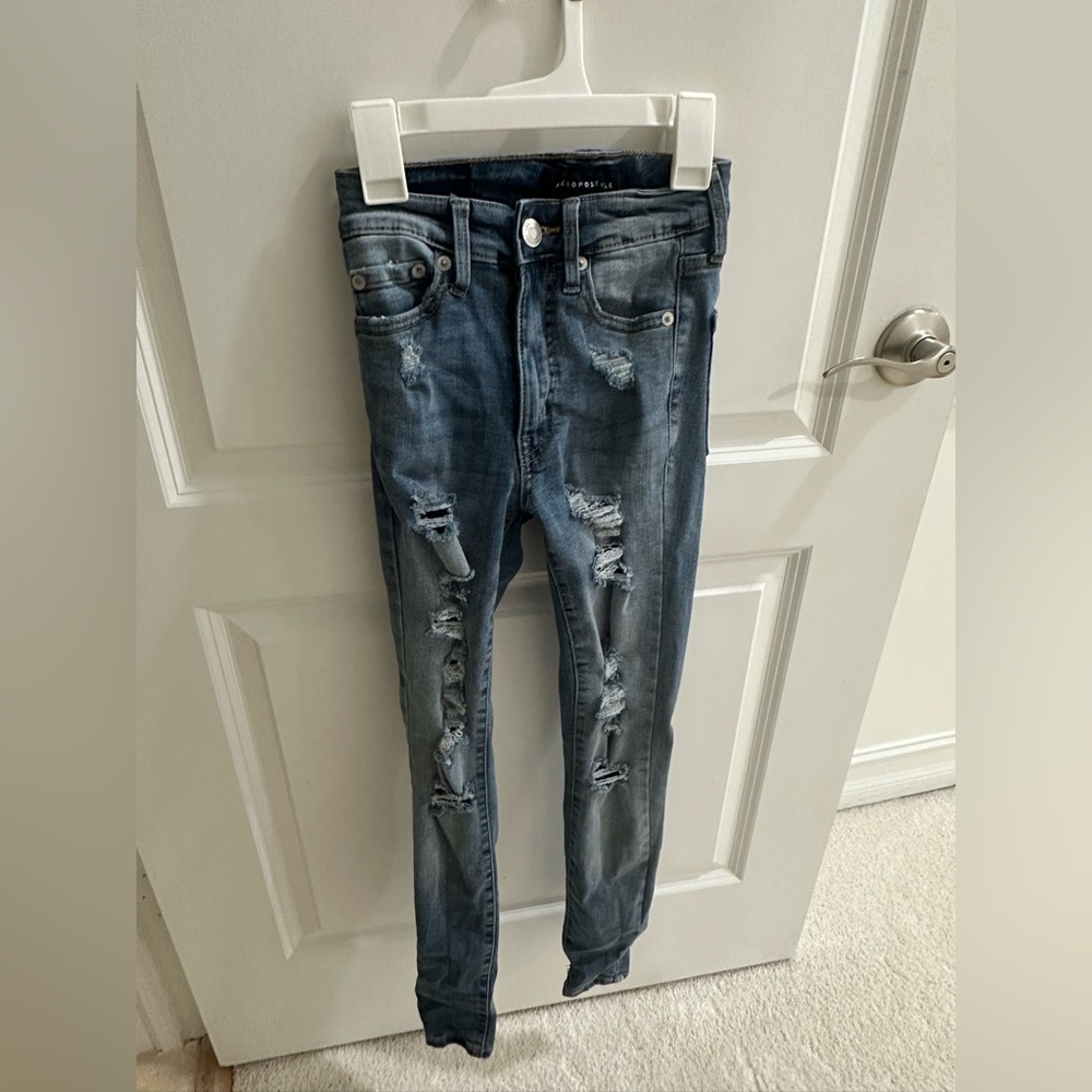 AÉROPOSTALE. Size 000 Reg. Super High Rise Jeggings. Color Dark blue.